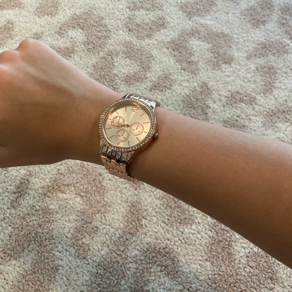 Rose‎ Gold Rhinestone-Encrusted Chic Watch - Picture 8 of 8